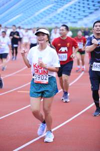 BIB: 8638, 842, 5902
                            <button type="button" onclick="openModal(5958135)" class="btn btn-primary btn-sm float-right btn-popup" data-toggle="modal" data-target=".modal-high-quality">
                        <i class="fas fa-shopping-cart"></i> Add to Cart
                    </button>
                                            <button type="button" onclick="isThisMe(5958135, true)" class="btn btn-success btn-sm float-right btn-popup btn-isme hidden" data-toggle="tooltip" data-placement="bottom" title="นี่คือรูปของคุณใช่ไหม คลิกที่นี่เพื่อเอาเข้าอัลบั้ม">
                        <i class="fas fa-plus"></i> Add to album
                    </button>
                    <button type="button" onclick="isThisMe(5958135, false)" class="btn btn-warning btn-sm float-right btn-popup btn-isnotme hidden">
                        <i class="fas fa-ban"></i> Remove from album
                    </button>