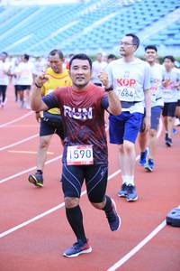 BIB: 7664, 1590
                            <button type="button" onclick="openModal(5948120)" class="btn btn-primary btn-sm float-right btn-popup" data-toggle="modal" data-target=".modal-high-quality">
                        <i class="fas fa-shopping-cart"></i> Add to Cart
                    </button>
                                            <button type="button" onclick="isThisMe(5948120, true)" class="btn btn-success btn-sm float-right btn-popup btn-isme hidden" data-toggle="tooltip" data-placement="bottom" title="นี่คือรูปของคุณใช่ไหม คลิกที่นี่เพื่อเอาเข้าอัลบั้ม">
                        <i class="fas fa-plus"></i> Add to album
                    </button>
                    <button type="button" onclick="isThisMe(5948120, false)" class="btn btn-warning btn-sm float-right btn-popup btn-isnotme hidden">
                        <i class="fas fa-ban"></i> Remove from album
                    </button>