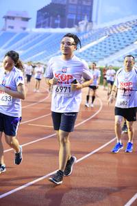 BIB: 6971, 8682, 433
                            <button type="button" onclick="openModal(5944305)" class="btn btn-primary btn-sm float-right btn-popup" data-toggle="modal" data-target=".modal-high-quality">
                        <i class="fas fa-shopping-cart"></i> Add to Cart
                    </button>
                                            <button type="button" onclick="isThisMe(5944305, true)" class="btn btn-success btn-sm float-right btn-popup btn-isme hidden" data-toggle="tooltip" data-placement="bottom" title="นี่คือรูปของคุณใช่ไหม คลิกที่นี่เพื่อเอาเข้าอัลบั้ม">
                        <i class="fas fa-plus"></i> Add to album
                    </button>
                    <button type="button" onclick="isThisMe(5944305, false)" class="btn btn-warning btn-sm float-right btn-popup btn-isnotme hidden">
                        <i class="fas fa-ban"></i> Remove from album
                    </button>