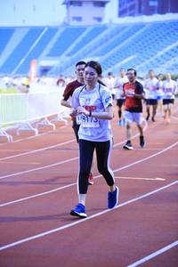 BIB: 18173
                            <button type="button" onclick="openModal(5945107)" class="btn btn-primary btn-sm float-right btn-popup" data-toggle="modal" data-target=".modal-high-quality">
                        <i class="fas fa-shopping-cart"></i> Add to Cart
                    </button>
                                            <button type="button" onclick="isThisMe(5945107, true)" class="btn btn-success btn-sm float-right btn-popup btn-isme hidden" data-toggle="tooltip" data-placement="bottom" title="นี่คือรูปของคุณใช่ไหม คลิกที่นี่เพื่อเอาเข้าอัลบั้ม">
                        <i class="fas fa-plus"></i> Add to album
                    </button>
                    <button type="button" onclick="isThisMe(5945107, false)" class="btn btn-warning btn-sm float-right btn-popup btn-isnotme hidden">
                        <i class="fas fa-ban"></i> Remove from album
                    </button>