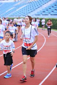 BIB: 4426, 4425
                            <button type="button" onclick="openModal(5969589)" class="btn btn-primary btn-sm float-right btn-popup" data-toggle="modal" data-target=".modal-high-quality">
                        <i class="fas fa-shopping-cart"></i> Add to Cart
                    </button>
                                            <button type="button" onclick="isThisMe(5969589, true)" class="btn btn-success btn-sm float-right btn-popup btn-isme hidden" data-toggle="tooltip" data-placement="bottom" title="นี่คือรูปของคุณใช่ไหม คลิกที่นี่เพื่อเอาเข้าอัลบั้ม">
                        <i class="fas fa-plus"></i> Add to album
                    </button>
                    <button type="button" onclick="isThisMe(5969589, false)" class="btn btn-warning btn-sm float-right btn-popup btn-isnotme hidden">
                        <i class="fas fa-ban"></i> Remove from album
                    </button>