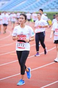 BIB: 3772
                            <button type="button" onclick="openModal(5977323)" class="btn btn-primary btn-sm float-right btn-popup" data-toggle="modal" data-target=".modal-high-quality">
                        <i class="fas fa-shopping-cart"></i> Add to Cart
                    </button>
                                            <button type="button" onclick="isThisMe(5977323, true)" class="btn btn-success btn-sm float-right btn-popup btn-isme hidden" data-toggle="tooltip" data-placement="bottom" title="นี่คือรูปของคุณใช่ไหม คลิกที่นี่เพื่อเอาเข้าอัลบั้ม">
                        <i class="fas fa-plus"></i> Add to album
                    </button>
                    <button type="button" onclick="isThisMe(5977323, false)" class="btn btn-warning btn-sm float-right btn-popup btn-isnotme hidden">
                        <i class="fas fa-ban"></i> Remove from album
                    </button>