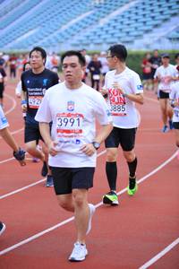 BIB: 3885, 492, 3991
                            <button type="button" onclick="openModal(5970381)" class="btn btn-primary btn-sm float-right btn-popup" data-toggle="modal" data-target=".modal-high-quality">
                        <i class="fas fa-shopping-cart"></i> Add to Cart
                    </button>
                                            <button type="button" onclick="isThisMe(5970381, true)" class="btn btn-success btn-sm float-right btn-popup btn-isme hidden" data-toggle="tooltip" data-placement="bottom" title="นี่คือรูปของคุณใช่ไหม คลิกที่นี่เพื่อเอาเข้าอัลบั้ม">
                        <i class="fas fa-plus"></i> Add to album
                    </button>
                    <button type="button" onclick="isThisMe(5970381, false)" class="btn btn-warning btn-sm float-right btn-popup btn-isnotme hidden">
                        <i class="fas fa-ban"></i> Remove from album
                    </button>