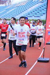 BIB: 7619, 1194, 8979, 2440, 201, 2956
                            <button type="button" onclick="openModal(5968395)" class="btn btn-primary btn-sm float-right btn-popup" data-toggle="modal" data-target=".modal-high-quality">
                        <i class="fas fa-shopping-cart"></i> Add to Cart
                    </button>
                                            <button type="button" onclick="isThisMe(5968395, true)" class="btn btn-success btn-sm float-right btn-popup btn-isme hidden" data-toggle="tooltip" data-placement="bottom" title="นี่คือรูปของคุณใช่ไหม คลิกที่นี่เพื่อเอาเข้าอัลบั้ม">
                        <i class="fas fa-plus"></i> Add to album
                    </button>
                    <button type="button" onclick="isThisMe(5968395, false)" class="btn btn-warning btn-sm float-right btn-popup btn-isnotme hidden">
                        <i class="fas fa-ban"></i> Remove from album
                    </button>