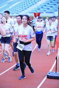 BIB: 043, 7006
                            <button type="button" onclick="openModal(5947448)" class="btn btn-primary btn-sm float-right btn-popup" data-toggle="modal" data-target=".modal-high-quality">
                        <i class="fas fa-shopping-cart"></i> Add to Cart
                    </button>
                                            <button type="button" onclick="isThisMe(5947448, true)" class="btn btn-success btn-sm float-right btn-popup btn-isme hidden" data-toggle="tooltip" data-placement="bottom" title="นี่คือรูปของคุณใช่ไหม คลิกที่นี่เพื่อเอาเข้าอัลบั้ม">
                        <i class="fas fa-plus"></i> Add to album
                    </button>
                    <button type="button" onclick="isThisMe(5947448, false)" class="btn btn-warning btn-sm float-right btn-popup btn-isnotme hidden">
                        <i class="fas fa-ban"></i> Remove from album
                    </button>