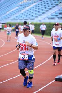 BIB: 4310, 1060
                            <button type="button" onclick="openModal(5974863)" class="btn btn-primary btn-sm float-right btn-popup" data-toggle="modal" data-target=".modal-high-quality">
                        <i class="fas fa-shopping-cart"></i> Add to Cart
                    </button>
                                            <button type="button" onclick="isThisMe(5974863, true)" class="btn btn-success btn-sm float-right btn-popup btn-isme hidden" data-toggle="tooltip" data-placement="bottom" title="นี่คือรูปของคุณใช่ไหม คลิกที่นี่เพื่อเอาเข้าอัลบั้ม">
                        <i class="fas fa-plus"></i> Add to album
                    </button>
                    <button type="button" onclick="isThisMe(5974863, false)" class="btn btn-warning btn-sm float-right btn-popup btn-isnotme hidden">
                        <i class="fas fa-ban"></i> Remove from album
                    </button>