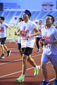 BIB: 414, 1596, 8431
                            <button type="button" onclick="openModal(5944941)" class="btn btn-primary btn-sm float-right btn-popup" data-toggle="modal" data-target=".modal-high-quality">
                        <i class="fas fa-shopping-cart"></i> Add to Cart
                    </button>
                                            <button type="button" onclick="isThisMe(5944941, true)" class="btn btn-success btn-sm float-right btn-popup btn-isme hidden" data-toggle="tooltip" data-placement="bottom" title="นี่คือรูปของคุณใช่ไหม คลิกที่นี่เพื่อเอาเข้าอัลบั้ม">
                        <i class="fas fa-plus"></i> Add to album
                    </button>
                    <button type="button" onclick="isThisMe(5944941, false)" class="btn btn-warning btn-sm float-right btn-popup btn-isnotme hidden">
                        <i class="fas fa-ban"></i> Remove from album
                    </button>