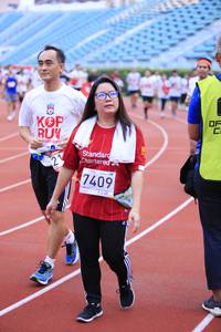 BIB: 7409
                            <button type="button" onclick="openModal(5969802)" class="btn btn-primary btn-sm float-right btn-popup" data-toggle="modal" data-target=".modal-high-quality">
                        <i class="fas fa-shopping-cart"></i> Add to Cart
                    </button>
                                            <button type="button" onclick="isThisMe(5969802, true)" class="btn btn-success btn-sm float-right btn-popup btn-isme hidden" data-toggle="tooltip" data-placement="bottom" title="นี่คือรูปของคุณใช่ไหม คลิกที่นี่เพื่อเอาเข้าอัลบั้ม">
                        <i class="fas fa-plus"></i> Add to album
                    </button>
                    <button type="button" onclick="isThisMe(5969802, false)" class="btn btn-warning btn-sm float-right btn-popup btn-isnotme hidden">
                        <i class="fas fa-ban"></i> Remove from album
                    </button>