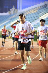 BIB: 2011, 8819, 1376
                            <button type="button" onclick="openModal(5938523)" class="btn btn-primary btn-sm float-right btn-popup" data-toggle="modal" data-target=".modal-high-quality">
                        <i class="fas fa-shopping-cart"></i> Add to Cart
                    </button>
                                            <button type="button" onclick="isThisMe(5938523, true)" class="btn btn-success btn-sm float-right btn-popup btn-isme hidden" data-toggle="tooltip" data-placement="bottom" title="นี่คือรูปของคุณใช่ไหม คลิกที่นี่เพื่อเอาเข้าอัลบั้ม">
                        <i class="fas fa-plus"></i> Add to album
                    </button>
                    <button type="button" onclick="isThisMe(5938523, false)" class="btn btn-warning btn-sm float-right btn-popup btn-isnotme hidden">
                        <i class="fas fa-ban"></i> Remove from album
                    </button>