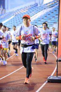 BIB: 8284, 660
                            <button type="button" onclick="openModal(5943420)" class="btn btn-primary btn-sm float-right btn-popup" data-toggle="modal" data-target=".modal-high-quality">
                        <i class="fas fa-shopping-cart"></i> Add to Cart
                    </button>
                                            <button type="button" onclick="isThisMe(5943420, true)" class="btn btn-success btn-sm float-right btn-popup btn-isme hidden" data-toggle="tooltip" data-placement="bottom" title="นี่คือรูปของคุณใช่ไหม คลิกที่นี่เพื่อเอาเข้าอัลบั้ม">
                        <i class="fas fa-plus"></i> Add to album
                    </button>
                    <button type="button" onclick="isThisMe(5943420, false)" class="btn btn-warning btn-sm float-right btn-popup btn-isnotme hidden">
                        <i class="fas fa-ban"></i> Remove from album
                    </button>