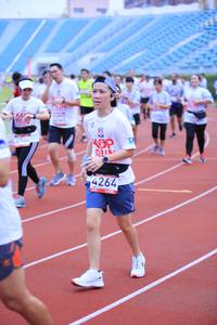 BIB: 4264
                            <button type="button" onclick="openModal(5967869)" class="btn btn-primary btn-sm float-right btn-popup" data-toggle="modal" data-target=".modal-high-quality">
                        <i class="fas fa-shopping-cart"></i> Add to Cart
                    </button>
                                            <button type="button" onclick="isThisMe(5967869, true)" class="btn btn-success btn-sm float-right btn-popup btn-isme hidden" data-toggle="tooltip" data-placement="bottom" title="นี่คือรูปของคุณใช่ไหม คลิกที่นี่เพื่อเอาเข้าอัลบั้ม">
                        <i class="fas fa-plus"></i> Add to album
                    </button>
                    <button type="button" onclick="isThisMe(5967869, false)" class="btn btn-warning btn-sm float-right btn-popup btn-isnotme hidden">
                        <i class="fas fa-ban"></i> Remove from album
                    </button>