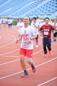 BIB: 896, 1607
                            <button type="button" onclick="openModal(5977220)" class="btn btn-primary btn-sm float-right btn-popup" data-toggle="modal" data-target=".modal-high-quality">
                        <i class="fas fa-shopping-cart"></i> Add to Cart
                    </button>
                                            <button type="button" onclick="isThisMe(5977220, true)" class="btn btn-success btn-sm float-right btn-popup btn-isme hidden" data-toggle="tooltip" data-placement="bottom" title="นี่คือรูปของคุณใช่ไหม คลิกที่นี่เพื่อเอาเข้าอัลบั้ม">
                        <i class="fas fa-plus"></i> Add to album
                    </button>
                    <button type="button" onclick="isThisMe(5977220, false)" class="btn btn-warning btn-sm float-right btn-popup btn-isnotme hidden">
                        <i class="fas fa-ban"></i> Remove from album
                    </button>