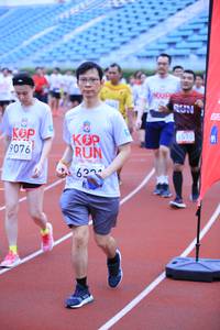 BIB: 9076, 1590
                            <button type="button" onclick="openModal(5948007)" class="btn btn-primary btn-sm float-right btn-popup" data-toggle="modal" data-target=".modal-high-quality">
                        <i class="fas fa-shopping-cart"></i> Add to Cart
                    </button>
                                            <button type="button" onclick="isThisMe(5948007, true)" class="btn btn-success btn-sm float-right btn-popup btn-isme hidden" data-toggle="tooltip" data-placement="bottom" title="นี่คือรูปของคุณใช่ไหม คลิกที่นี่เพื่อเอาเข้าอัลบั้ม">
                        <i class="fas fa-plus"></i> Add to album
                    </button>
                    <button type="button" onclick="isThisMe(5948007, false)" class="btn btn-warning btn-sm float-right btn-popup btn-isnotme hidden">
                        <i class="fas fa-ban"></i> Remove from album
                    </button>