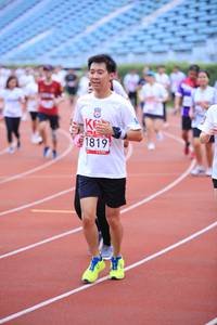 BIB: 1819
                            <button type="button" onclick="openModal(5972857)" class="btn btn-primary btn-sm float-right btn-popup" data-toggle="modal" data-target=".modal-high-quality">
                        <i class="fas fa-shopping-cart"></i> Add to Cart
                    </button>
                                            <button type="button" onclick="isThisMe(5972857, true)" class="btn btn-success btn-sm float-right btn-popup btn-isme hidden" data-toggle="tooltip" data-placement="bottom" title="นี่คือรูปของคุณใช่ไหม คลิกที่นี่เพื่อเอาเข้าอัลบั้ม">
                        <i class="fas fa-plus"></i> Add to album
                    </button>
                    <button type="button" onclick="isThisMe(5972857, false)" class="btn btn-warning btn-sm float-right btn-popup btn-isnotme hidden">
                        <i class="fas fa-ban"></i> Remove from album
                    </button>