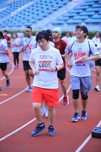 BIB: 4805
                            <button type="button" onclick="openModal(5950643)" class="btn btn-primary btn-sm float-right btn-popup" data-toggle="modal" data-target=".modal-high-quality">
                        <i class="fas fa-shopping-cart"></i> Add to Cart
                    </button>
                                            <button type="button" onclick="isThisMe(5950643, true)" class="btn btn-success btn-sm float-right btn-popup btn-isme hidden" data-toggle="tooltip" data-placement="bottom" title="นี่คือรูปของคุณใช่ไหม คลิกที่นี่เพื่อเอาเข้าอัลบั้ม">
                        <i class="fas fa-plus"></i> Add to album
                    </button>
                    <button type="button" onclick="isThisMe(5950643, false)" class="btn btn-warning btn-sm float-right btn-popup btn-isnotme hidden">
                        <i class="fas fa-ban"></i> Remove from album
                    </button>