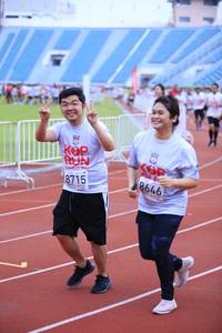 BIB: 8715, 8646
                            <button type="button" onclick="openModal(5968703)" class="btn btn-primary btn-sm float-right btn-popup" data-toggle="modal" data-target=".modal-high-quality">
                        <i class="fas fa-shopping-cart"></i> Add to Cart
                    </button>
                                            <button type="button" onclick="isThisMe(5968703, true)" class="btn btn-success btn-sm float-right btn-popup btn-isme hidden" data-toggle="tooltip" data-placement="bottom" title="นี่คือรูปของคุณใช่ไหม คลิกที่นี่เพื่อเอาเข้าอัลบั้ม">
                        <i class="fas fa-plus"></i> Add to album
                    </button>
                    <button type="button" onclick="isThisMe(5968703, false)" class="btn btn-warning btn-sm float-right btn-popup btn-isnotme hidden">
                        <i class="fas fa-ban"></i> Remove from album
                    </button>