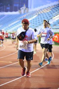 BIB: 580, 8231
                            <button type="button" onclick="openModal(5941248)" class="btn btn-primary btn-sm float-right btn-popup" data-toggle="modal" data-target=".modal-high-quality">
                        <i class="fas fa-shopping-cart"></i> Add to Cart
                    </button>
                                            <button type="button" onclick="isThisMe(5941248, true)" class="btn btn-success btn-sm float-right btn-popup btn-isme hidden" data-toggle="tooltip" data-placement="bottom" title="นี่คือรูปของคุณใช่ไหม คลิกที่นี่เพื่อเอาเข้าอัลบั้ม">
                        <i class="fas fa-plus"></i> Add to album
                    </button>
                    <button type="button" onclick="isThisMe(5941248, false)" class="btn btn-warning btn-sm float-right btn-popup btn-isnotme hidden">
                        <i class="fas fa-ban"></i> Remove from album
                    </button>