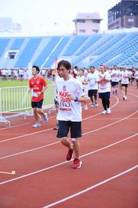 BIB: 1943
                            <button type="button" onclick="openModal(5969861)" class="btn btn-primary btn-sm float-right btn-popup" data-toggle="modal" data-target=".modal-high-quality">
                        <i class="fas fa-shopping-cart"></i> Add to Cart
                    </button>
                                            <button type="button" onclick="isThisMe(5969861, true)" class="btn btn-success btn-sm float-right btn-popup btn-isme hidden" data-toggle="tooltip" data-placement="bottom" title="นี่คือรูปของคุณใช่ไหม คลิกที่นี่เพื่อเอาเข้าอัลบั้ม">
                        <i class="fas fa-plus"></i> Add to album
                    </button>
                    <button type="button" onclick="isThisMe(5969861, false)" class="btn btn-warning btn-sm float-right btn-popup btn-isnotme hidden">
                        <i class="fas fa-ban"></i> Remove from album
                    </button>