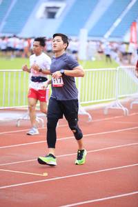 BIB: 917
                            <button type="button" onclick="openModal(5976963)" class="btn btn-primary btn-sm float-right btn-popup" data-toggle="modal" data-target=".modal-high-quality">
                        <i class="fas fa-shopping-cart"></i> Add to Cart
                    </button>
                                            <button type="button" onclick="isThisMe(5976963, true)" class="btn btn-success btn-sm float-right btn-popup btn-isme hidden" data-toggle="tooltip" data-placement="bottom" title="นี่คือรูปของคุณใช่ไหม คลิกที่นี่เพื่อเอาเข้าอัลบั้ม">
                        <i class="fas fa-plus"></i> Add to album
                    </button>
                    <button type="button" onclick="isThisMe(5976963, false)" class="btn btn-warning btn-sm float-right btn-popup btn-isnotme hidden">
                        <i class="fas fa-ban"></i> Remove from album
                    </button>