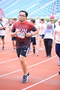 BIB: 3928, 221
                            <button type="button" onclick="openModal(5976528)" class="btn btn-primary btn-sm float-right btn-popup" data-toggle="modal" data-target=".modal-high-quality">
                        <i class="fas fa-shopping-cart"></i> Add to Cart
                    </button>
                                            <button type="button" onclick="isThisMe(5976528, true)" class="btn btn-success btn-sm float-right btn-popup btn-isme hidden" data-toggle="tooltip" data-placement="bottom" title="นี่คือรูปของคุณใช่ไหม คลิกที่นี่เพื่อเอาเข้าอัลบั้ม">
                        <i class="fas fa-plus"></i> Add to album
                    </button>
                    <button type="button" onclick="isThisMe(5976528, false)" class="btn btn-warning btn-sm float-right btn-popup btn-isnotme hidden">
                        <i class="fas fa-ban"></i> Remove from album
                    </button>