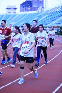 BIB: 7846, 7137, 7138, 7539
                            <button type="button" onclick="openModal(5945308)" class="btn btn-primary btn-sm float-right btn-popup" data-toggle="modal" data-target=".modal-high-quality">
                        <i class="fas fa-shopping-cart"></i> Add to Cart
                    </button>
                                            <button type="button" onclick="isThisMe(5945308, true)" class="btn btn-success btn-sm float-right btn-popup btn-isme hidden" data-toggle="tooltip" data-placement="bottom" title="นี่คือรูปของคุณใช่ไหม คลิกที่นี่เพื่อเอาเข้าอัลบั้ม">
                        <i class="fas fa-plus"></i> Add to album
                    </button>
                    <button type="button" onclick="isThisMe(5945308, false)" class="btn btn-warning btn-sm float-right btn-popup btn-isnotme hidden">
                        <i class="fas fa-ban"></i> Remove from album
                    </button>