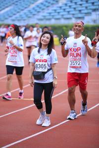 BIB: 2205, 2015, 3592, 8305
                            <button type="button" onclick="openModal(5972685)" class="btn btn-primary btn-sm float-right btn-popup" data-toggle="modal" data-target=".modal-high-quality">
                        <i class="fas fa-shopping-cart"></i> Add to Cart
                    </button>
                                            <button type="button" onclick="isThisMe(5972685, true)" class="btn btn-success btn-sm float-right btn-popup btn-isme hidden" data-toggle="tooltip" data-placement="bottom" title="นี่คือรูปของคุณใช่ไหม คลิกที่นี่เพื่อเอาเข้าอัลบั้ม">
                        <i class="fas fa-plus"></i> Add to album
                    </button>
                    <button type="button" onclick="isThisMe(5972685, false)" class="btn btn-warning btn-sm float-right btn-popup btn-isnotme hidden">
                        <i class="fas fa-ban"></i> Remove from album
                    </button>