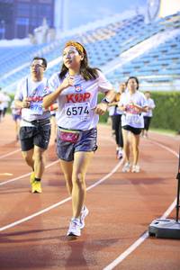 BIB: 6574, 878
                            <button type="button" onclick="openModal(5941555)" class="btn btn-primary btn-sm float-right btn-popup" data-toggle="modal" data-target=".modal-high-quality">
                        <i class="fas fa-shopping-cart"></i> Add to Cart
                    </button>
                                            <button type="button" onclick="isThisMe(5941555, true)" class="btn btn-success btn-sm float-right btn-popup btn-isme hidden" data-toggle="tooltip" data-placement="bottom" title="นี่คือรูปของคุณใช่ไหม คลิกที่นี่เพื่อเอาเข้าอัลบั้ม">
                        <i class="fas fa-plus"></i> Add to album
                    </button>
                    <button type="button" onclick="isThisMe(5941555, false)" class="btn btn-warning btn-sm float-right btn-popup btn-isnotme hidden">
                        <i class="fas fa-ban"></i> Remove from album
                    </button>