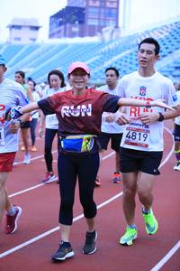 BIB: 4819
                            <button type="button" onclick="openModal(5945322)" class="btn btn-primary btn-sm float-right btn-popup" data-toggle="modal" data-target=".modal-high-quality">
                        <i class="fas fa-shopping-cart"></i> Add to Cart
                    </button>
                                            <button type="button" onclick="isThisMe(5945322, true)" class="btn btn-success btn-sm float-right btn-popup btn-isme hidden" data-toggle="tooltip" data-placement="bottom" title="นี่คือรูปของคุณใช่ไหม คลิกที่นี่เพื่อเอาเข้าอัลบั้ม">
                        <i class="fas fa-plus"></i> Add to album
                    </button>
                    <button type="button" onclick="isThisMe(5945322, false)" class="btn btn-warning btn-sm float-right btn-popup btn-isnotme hidden">
                        <i class="fas fa-ban"></i> Remove from album
                    </button>