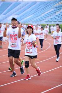 BIB: 3124, 2019, 1631, 1630
                            <button type="button" onclick="openModal(5977081)" class="btn btn-primary btn-sm float-right btn-popup" data-toggle="modal" data-target=".modal-high-quality">
                        <i class="fas fa-shopping-cart"></i> Add to Cart
                    </button>
                                            <button type="button" onclick="isThisMe(5977081, true)" class="btn btn-success btn-sm float-right btn-popup btn-isme hidden" data-toggle="tooltip" data-placement="bottom" title="นี่คือรูปของคุณใช่ไหม คลิกที่นี่เพื่อเอาเข้าอัลบั้ม">
                        <i class="fas fa-plus"></i> Add to album
                    </button>
                    <button type="button" onclick="isThisMe(5977081, false)" class="btn btn-warning btn-sm float-right btn-popup btn-isnotme hidden">
                        <i class="fas fa-ban"></i> Remove from album
                    </button>