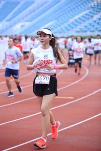 BIB: 3670
                            <button type="button" onclick="openModal(5971572)" class="btn btn-primary btn-sm float-right btn-popup" data-toggle="modal" data-target=".modal-high-quality">
                        <i class="fas fa-shopping-cart"></i> Add to Cart
                    </button>
                                            <button type="button" onclick="isThisMe(5971572, true)" class="btn btn-success btn-sm float-right btn-popup btn-isme hidden" data-toggle="tooltip" data-placement="bottom" title="นี่คือรูปของคุณใช่ไหม คลิกที่นี่เพื่อเอาเข้าอัลบั้ม">
                        <i class="fas fa-plus"></i> Add to album
                    </button>
                    <button type="button" onclick="isThisMe(5971572, false)" class="btn btn-warning btn-sm float-right btn-popup btn-isnotme hidden">
                        <i class="fas fa-ban"></i> Remove from album
                    </button>