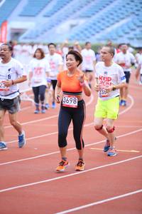 BIB: 238, 3698
                            <button type="button" onclick="openModal(5977535)" class="btn btn-primary btn-sm float-right btn-popup" data-toggle="modal" data-target=".modal-high-quality">
                        <i class="fas fa-shopping-cart"></i> Add to Cart
                    </button>
                                            <button type="button" onclick="isThisMe(5977535, true)" class="btn btn-success btn-sm float-right btn-popup btn-isme hidden" data-toggle="tooltip" data-placement="bottom" title="นี่คือรูปของคุณใช่ไหม คลิกที่นี่เพื่อเอาเข้าอัลบั้ม">
                        <i class="fas fa-plus"></i> Add to album
                    </button>
                    <button type="button" onclick="isThisMe(5977535, false)" class="btn btn-warning btn-sm float-right btn-popup btn-isnotme hidden">
                        <i class="fas fa-ban"></i> Remove from album
                    </button>