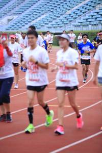 BIB: 180
                            <button type="button" onclick="openModal(5975848)" class="btn btn-primary btn-sm float-right btn-popup" data-toggle="modal" data-target=".modal-high-quality">
                        <i class="fas fa-shopping-cart"></i> Add to Cart
                    </button>
                                            <button type="button" onclick="isThisMe(5975848, true)" class="btn btn-success btn-sm float-right btn-popup btn-isme hidden" data-toggle="tooltip" data-placement="bottom" title="นี่คือรูปของคุณใช่ไหม คลิกที่นี่เพื่อเอาเข้าอัลบั้ม">
                        <i class="fas fa-plus"></i> Add to album
                    </button>
                    <button type="button" onclick="isThisMe(5975848, false)" class="btn btn-warning btn-sm float-right btn-popup btn-isnotme hidden">
                        <i class="fas fa-ban"></i> Remove from album
                    </button>