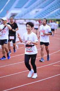 BIB: 5749
                            <button type="button" onclick="openModal(5971255)" class="btn btn-primary btn-sm float-right btn-popup" data-toggle="modal" data-target=".modal-high-quality">
                        <i class="fas fa-shopping-cart"></i> Add to Cart
                    </button>
                                            <button type="button" onclick="isThisMe(5971255, true)" class="btn btn-success btn-sm float-right btn-popup btn-isme hidden" data-toggle="tooltip" data-placement="bottom" title="นี่คือรูปของคุณใช่ไหม คลิกที่นี่เพื่อเอาเข้าอัลบั้ม">
                        <i class="fas fa-plus"></i> Add to album
                    </button>
                    <button type="button" onclick="isThisMe(5971255, false)" class="btn btn-warning btn-sm float-right btn-popup btn-isnotme hidden">
                        <i class="fas fa-ban"></i> Remove from album
                    </button>