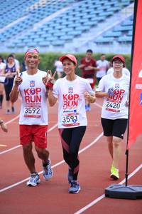 BIB: 2420, 3592, 2019
                            <button type="button" onclick="openModal(5972686)" class="btn btn-primary btn-sm float-right btn-popup" data-toggle="modal" data-target=".modal-high-quality">
                        <i class="fas fa-shopping-cart"></i> Add to Cart
                    </button>
                                            <button type="button" onclick="isThisMe(5972686, true)" class="btn btn-success btn-sm float-right btn-popup btn-isme hidden" data-toggle="tooltip" data-placement="bottom" title="นี่คือรูปของคุณใช่ไหม คลิกที่นี่เพื่อเอาเข้าอัลบั้ม">
                        <i class="fas fa-plus"></i> Add to album
                    </button>
                    <button type="button" onclick="isThisMe(5972686, false)" class="btn btn-warning btn-sm float-right btn-popup btn-isnotme hidden">
                        <i class="fas fa-ban"></i> Remove from album
                    </button>