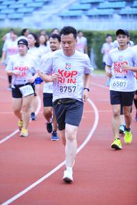 BIB: 8757, 6507, 274
                            <button type="button" onclick="openModal(5949244)" class="btn btn-primary btn-sm float-right btn-popup" data-toggle="modal" data-target=".modal-high-quality">
                        <i class="fas fa-shopping-cart"></i> Add to Cart
                    </button>
                                            <button type="button" onclick="isThisMe(5949244, true)" class="btn btn-success btn-sm float-right btn-popup btn-isme hidden" data-toggle="tooltip" data-placement="bottom" title="นี่คือรูปของคุณใช่ไหม คลิกที่นี่เพื่อเอาเข้าอัลบั้ม">
                        <i class="fas fa-plus"></i> Add to album
                    </button>
                    <button type="button" onclick="isThisMe(5949244, false)" class="btn btn-warning btn-sm float-right btn-popup btn-isnotme hidden">
                        <i class="fas fa-ban"></i> Remove from album
                    </button>