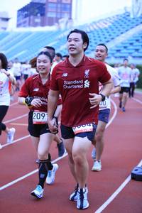 BIB: 209
                            <button type="button" onclick="openModal(5945828)" class="btn btn-primary btn-sm float-right btn-popup" data-toggle="modal" data-target=".modal-high-quality">
                        <i class="fas fa-shopping-cart"></i> Add to Cart
                    </button>
                                            <button type="button" onclick="isThisMe(5945828, true)" class="btn btn-success btn-sm float-right btn-popup btn-isme hidden" data-toggle="tooltip" data-placement="bottom" title="นี่คือรูปของคุณใช่ไหม คลิกที่นี่เพื่อเอาเข้าอัลบั้ม">
                        <i class="fas fa-plus"></i> Add to album
                    </button>
                    <button type="button" onclick="isThisMe(5945828, false)" class="btn btn-warning btn-sm float-right btn-popup btn-isnotme hidden">
                        <i class="fas fa-ban"></i> Remove from album
                    </button>