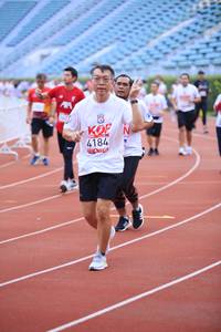 BIB: 4184
                            <button type="button" onclick="openModal(5975787)" class="btn btn-primary btn-sm float-right btn-popup" data-toggle="modal" data-target=".modal-high-quality">
                        <i class="fas fa-shopping-cart"></i> Add to Cart
                    </button>
                                            <button type="button" onclick="isThisMe(5975787, true)" class="btn btn-success btn-sm float-right btn-popup btn-isme hidden" data-toggle="tooltip" data-placement="bottom" title="นี่คือรูปของคุณใช่ไหม คลิกที่นี่เพื่อเอาเข้าอัลบั้ม">
                        <i class="fas fa-plus"></i> Add to album
                    </button>
                    <button type="button" onclick="isThisMe(5975787, false)" class="btn btn-warning btn-sm float-right btn-popup btn-isnotme hidden">
                        <i class="fas fa-ban"></i> Remove from album
                    </button>