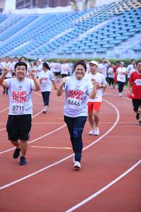 BIB: 478, 8646, 8715
                            <button type="button" onclick="openModal(5968696)" class="btn btn-primary btn-sm float-right btn-popup" data-toggle="modal" data-target=".modal-high-quality">
                        <i class="fas fa-shopping-cart"></i> Add to Cart
                    </button>
                                            <button type="button" onclick="isThisMe(5968696, true)" class="btn btn-success btn-sm float-right btn-popup btn-isme hidden" data-toggle="tooltip" data-placement="bottom" title="นี่คือรูปของคุณใช่ไหม คลิกที่นี่เพื่อเอาเข้าอัลบั้ม">
                        <i class="fas fa-plus"></i> Add to album
                    </button>
                    <button type="button" onclick="isThisMe(5968696, false)" class="btn btn-warning btn-sm float-right btn-popup btn-isnotme hidden">
                        <i class="fas fa-ban"></i> Remove from album
                    </button>