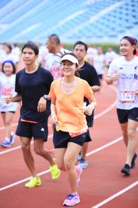 BIB: 147
                            <button type="button" onclick="openModal(5972550)" class="btn btn-primary btn-sm float-right btn-popup" data-toggle="modal" data-target=".modal-high-quality">
                        <i class="fas fa-shopping-cart"></i> Add to Cart
                    </button>
                                            <button type="button" onclick="isThisMe(5972550, true)" class="btn btn-success btn-sm float-right btn-popup btn-isme hidden" data-toggle="tooltip" data-placement="bottom" title="นี่คือรูปของคุณใช่ไหม คลิกที่นี่เพื่อเอาเข้าอัลบั้ม">
                        <i class="fas fa-plus"></i> Add to album
                    </button>
                    <button type="button" onclick="isThisMe(5972550, false)" class="btn btn-warning btn-sm float-right btn-popup btn-isnotme hidden">
                        <i class="fas fa-ban"></i> Remove from album
                    </button>