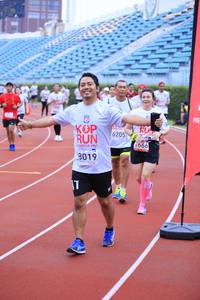 BIB: 6205, 8019
                            <button type="button" onclick="openModal(5968930)" class="btn btn-primary btn-sm float-right btn-popup" data-toggle="modal" data-target=".modal-high-quality">
                        <i class="fas fa-shopping-cart"></i> Add to Cart
                    </button>
                                            <button type="button" onclick="isThisMe(5968930, true)" class="btn btn-success btn-sm float-right btn-popup btn-isme hidden" data-toggle="tooltip" data-placement="bottom" title="นี่คือรูปของคุณใช่ไหม คลิกที่นี่เพื่อเอาเข้าอัลบั้ม">
                        <i class="fas fa-plus"></i> Add to album
                    </button>
                    <button type="button" onclick="isThisMe(5968930, false)" class="btn btn-warning btn-sm float-right btn-popup btn-isnotme hidden">
                        <i class="fas fa-ban"></i> Remove from album
                    </button>