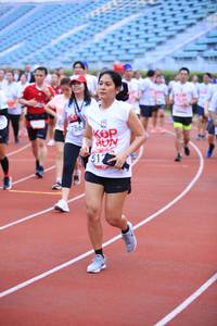 BIB: 7564, 512
                            <button type="button" onclick="openModal(5970010)" class="btn btn-primary btn-sm float-right btn-popup" data-toggle="modal" data-target=".modal-high-quality">
                        <i class="fas fa-shopping-cart"></i> Add to Cart
                    </button>
                                            <button type="button" onclick="isThisMe(5970010, true)" class="btn btn-success btn-sm float-right btn-popup btn-isme hidden" data-toggle="tooltip" data-placement="bottom" title="นี่คือรูปของคุณใช่ไหม คลิกที่นี่เพื่อเอาเข้าอัลบั้ม">
                        <i class="fas fa-plus"></i> Add to album
                    </button>
                    <button type="button" onclick="isThisMe(5970010, false)" class="btn btn-warning btn-sm float-right btn-popup btn-isnotme hidden">
                        <i class="fas fa-ban"></i> Remove from album
                    </button>