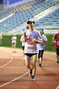 BIB: 8606
                            <button type="button" onclick="openModal(5937531)" class="btn btn-primary btn-sm float-right btn-popup" data-toggle="modal" data-target=".modal-high-quality">
                        <i class="fas fa-shopping-cart"></i> Add to Cart
                    </button>
                                            <button type="button" onclick="isThisMe(5937531, true)" class="btn btn-success btn-sm float-right btn-popup btn-isme hidden" data-toggle="tooltip" data-placement="bottom" title="นี่คือรูปของคุณใช่ไหม คลิกที่นี่เพื่อเอาเข้าอัลบั้ม">
                        <i class="fas fa-plus"></i> Add to album
                    </button>
                    <button type="button" onclick="isThisMe(5937531, false)" class="btn btn-warning btn-sm float-right btn-popup btn-isnotme hidden">
                        <i class="fas fa-ban"></i> Remove from album
                    </button>