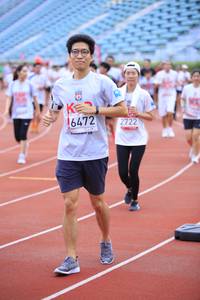 BIB: 6472, 2722
                            <button type="button" onclick="openModal(5976353)" class="btn btn-primary btn-sm float-right btn-popup" data-toggle="modal" data-target=".modal-high-quality">
                        <i class="fas fa-shopping-cart"></i> Add to Cart
                    </button>
                                            <button type="button" onclick="isThisMe(5976353, true)" class="btn btn-success btn-sm float-right btn-popup btn-isme hidden" data-toggle="tooltip" data-placement="bottom" title="นี่คือรูปของคุณใช่ไหม คลิกที่นี่เพื่อเอาเข้าอัลบั้ม">
                        <i class="fas fa-plus"></i> Add to album
                    </button>
                    <button type="button" onclick="isThisMe(5976353, false)" class="btn btn-warning btn-sm float-right btn-popup btn-isnotme hidden">
                        <i class="fas fa-ban"></i> Remove from album
                    </button>