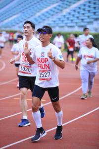 BIB: 1020, 3527
                            <button type="button" onclick="openModal(5972104)" class="btn btn-primary btn-sm float-right btn-popup" data-toggle="modal" data-target=".modal-high-quality">
                        <i class="fas fa-shopping-cart"></i> Add to Cart
                    </button>
                                            <button type="button" onclick="isThisMe(5972104, true)" class="btn btn-success btn-sm float-right btn-popup btn-isme hidden" data-toggle="tooltip" data-placement="bottom" title="นี่คือรูปของคุณใช่ไหม คลิกที่นี่เพื่อเอาเข้าอัลบั้ม">
                        <i class="fas fa-plus"></i> Add to album
                    </button>
                    <button type="button" onclick="isThisMe(5972104, false)" class="btn btn-warning btn-sm float-right btn-popup btn-isnotme hidden">
                        <i class="fas fa-ban"></i> Remove from album
                    </button>