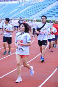 BIB: 254, 8442, 6776
                            <button type="button" onclick="openModal(5949142)" class="btn btn-primary btn-sm float-right btn-popup" data-toggle="modal" data-target=".modal-high-quality">
                        <i class="fas fa-shopping-cart"></i> Add to Cart
                    </button>
                                            <button type="button" onclick="isThisMe(5949142, true)" class="btn btn-success btn-sm float-right btn-popup btn-isme hidden" data-toggle="tooltip" data-placement="bottom" title="นี่คือรูปของคุณใช่ไหม คลิกที่นี่เพื่อเอาเข้าอัลบั้ม">
                        <i class="fas fa-plus"></i> Add to album
                    </button>
                    <button type="button" onclick="isThisMe(5949142, false)" class="btn btn-warning btn-sm float-right btn-popup btn-isnotme hidden">
                        <i class="fas fa-ban"></i> Remove from album
                    </button>