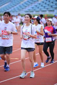 BIB: 2677, 2676, 2940, 5663
                            <button type="button" onclick="openModal(5977192)" class="btn btn-primary btn-sm float-right btn-popup" data-toggle="modal" data-target=".modal-high-quality">
                        <i class="fas fa-shopping-cart"></i> Add to Cart
                    </button>
                                            <button type="button" onclick="isThisMe(5977192, true)" class="btn btn-success btn-sm float-right btn-popup btn-isme hidden" data-toggle="tooltip" data-placement="bottom" title="นี่คือรูปของคุณใช่ไหม คลิกที่นี่เพื่อเอาเข้าอัลบั้ม">
                        <i class="fas fa-plus"></i> Add to album
                    </button>
                    <button type="button" onclick="isThisMe(5977192, false)" class="btn btn-warning btn-sm float-right btn-popup btn-isnotme hidden">
                        <i class="fas fa-ban"></i> Remove from album
                    </button>