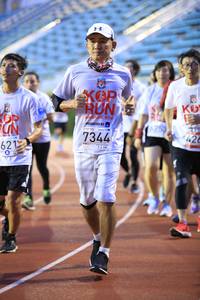 BIB: 201, 7344, 621
                            <button type="button" onclick="openModal(5943560)" class="btn btn-primary btn-sm float-right btn-popup" data-toggle="modal" data-target=".modal-high-quality">
                        <i class="fas fa-shopping-cart"></i> Add to Cart
                    </button>
                                            <button type="button" onclick="isThisMe(5943560, true)" class="btn btn-success btn-sm float-right btn-popup btn-isme hidden" data-toggle="tooltip" data-placement="bottom" title="นี่คือรูปของคุณใช่ไหม คลิกที่นี่เพื่อเอาเข้าอัลบั้ม">
                        <i class="fas fa-plus"></i> Add to album
                    </button>
                    <button type="button" onclick="isThisMe(5943560, false)" class="btn btn-warning btn-sm float-right btn-popup btn-isnotme hidden">
                        <i class="fas fa-ban"></i> Remove from album
                    </button>