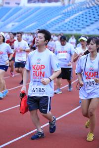 BIB: 709, 6185
                            <button type="button" onclick="openModal(5948323)" class="btn btn-primary btn-sm float-right btn-popup" data-toggle="modal" data-target=".modal-high-quality">
                        <i class="fas fa-shopping-cart"></i> Add to Cart
                    </button>
                                            <button type="button" onclick="isThisMe(5948323, true)" class="btn btn-success btn-sm float-right btn-popup btn-isme hidden" data-toggle="tooltip" data-placement="bottom" title="นี่คือรูปของคุณใช่ไหม คลิกที่นี่เพื่อเอาเข้าอัลบั้ม">
                        <i class="fas fa-plus"></i> Add to album
                    </button>
                    <button type="button" onclick="isThisMe(5948323, false)" class="btn btn-warning btn-sm float-right btn-popup btn-isnotme hidden">
                        <i class="fas fa-ban"></i> Remove from album
                    </button>