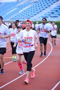 BIB: 6428, 6199, 135, 3563
                            <button type="button" onclick="openModal(5962226)" class="btn btn-primary btn-sm float-right btn-popup" data-toggle="modal" data-target=".modal-high-quality">
                        <i class="fas fa-shopping-cart"></i> Add to Cart
                    </button>
                                            <button type="button" onclick="isThisMe(5962226, true)" class="btn btn-success btn-sm float-right btn-popup btn-isme hidden" data-toggle="tooltip" data-placement="bottom" title="นี่คือรูปของคุณใช่ไหม คลิกที่นี่เพื่อเอาเข้าอัลบั้ม">
                        <i class="fas fa-plus"></i> Add to album
                    </button>
                    <button type="button" onclick="isThisMe(5962226, false)" class="btn btn-warning btn-sm float-right btn-popup btn-isnotme hidden">
                        <i class="fas fa-ban"></i> Remove from album
                    </button>