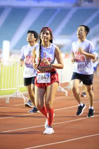 BIB: 685, 717, 7847
                            <button type="button" onclick="openModal(5940000)" class="btn btn-primary btn-sm float-right btn-popup" data-toggle="modal" data-target=".modal-high-quality">
                        <i class="fas fa-shopping-cart"></i> Add to Cart
                    </button>
                                            <button type="button" onclick="isThisMe(5940000, true)" class="btn btn-success btn-sm float-right btn-popup btn-isme hidden" data-toggle="tooltip" data-placement="bottom" title="นี่คือรูปของคุณใช่ไหม คลิกที่นี่เพื่อเอาเข้าอัลบั้ม">
                        <i class="fas fa-plus"></i> Add to album
                    </button>
                    <button type="button" onclick="isThisMe(5940000, false)" class="btn btn-warning btn-sm float-right btn-popup btn-isnotme hidden">
                        <i class="fas fa-ban"></i> Remove from album
                    </button>